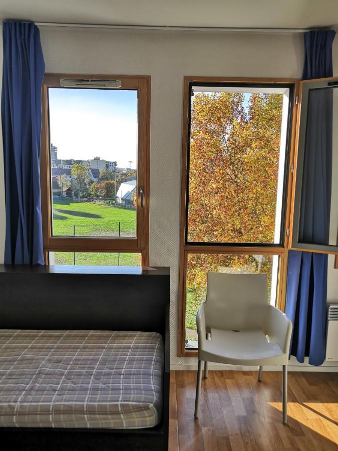 Studio Lumineux 10 Min A La Defense Rueil-Malmaison Dış mekan fotoğraf